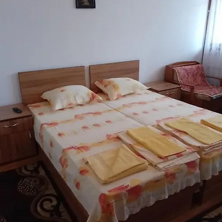 петрови 2* Primorsko