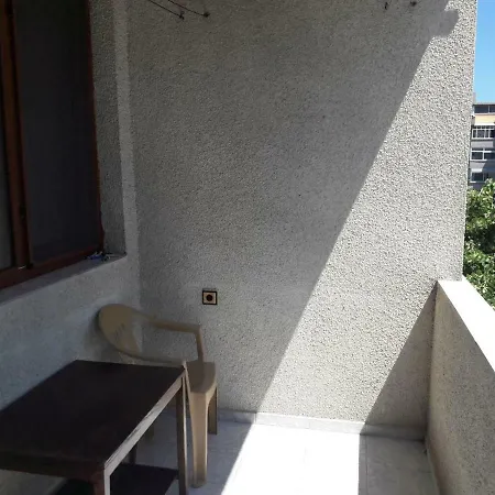 петрови 2* Primorsko