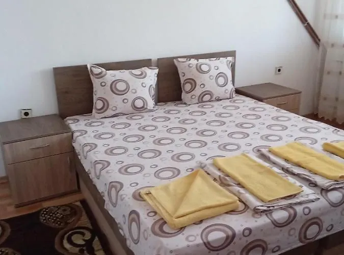 Maison d'hôtes за гости петрови 2*