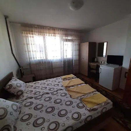 петрови Primorsko